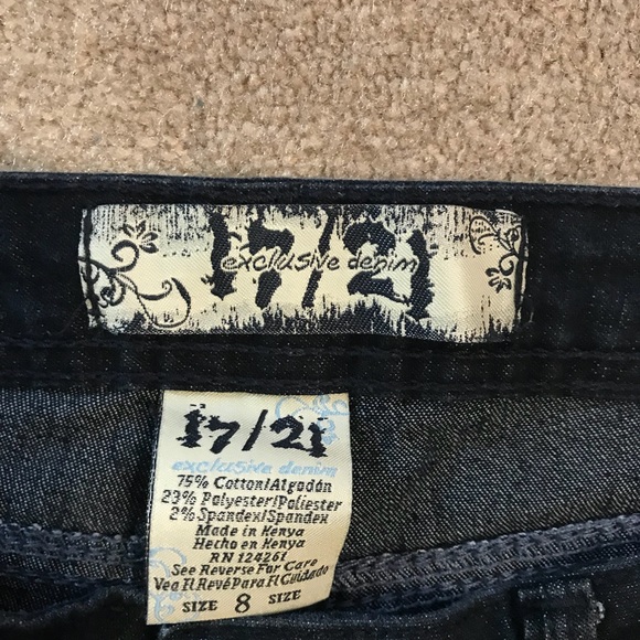 17/21 - Picture 3 of 3